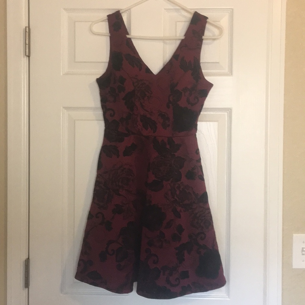 Flowery Maroon Charlotte Russe Formal Dress Small